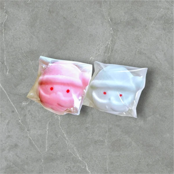 サンタマシュマロ〈クリーム入〉