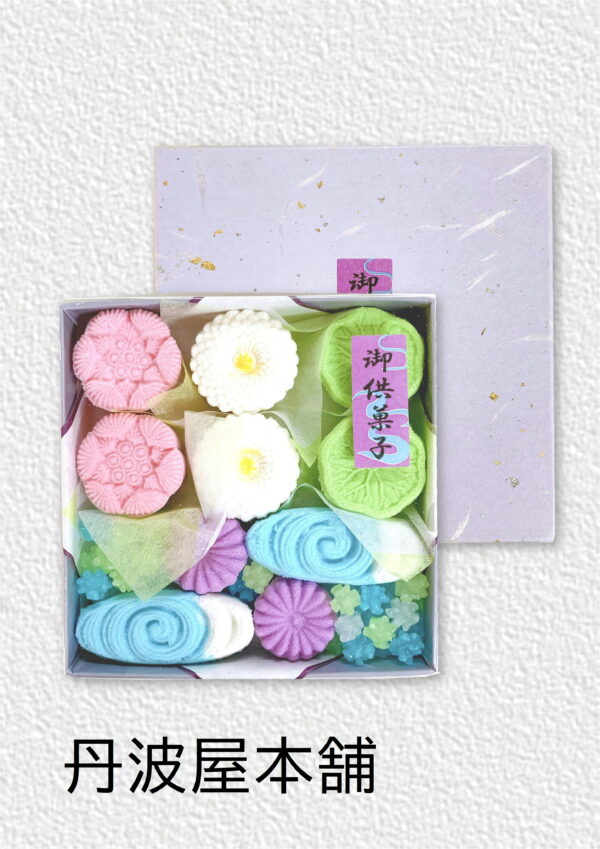 御供菓子 紫箱   参考上代：550円(税込594円)