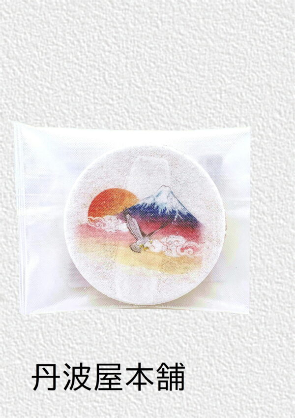 花月　富士山　(栗羊かん）参考上代：140円（税込151円）