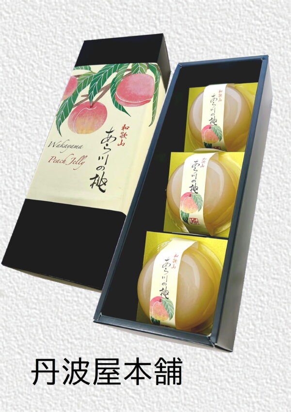 旬の宴　あら川の桃ゼリー　参考上代：700円（税込756円）